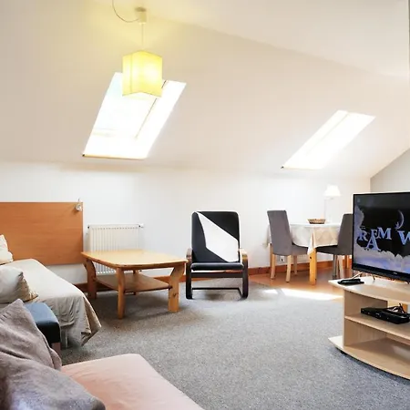Tyrolska Zagroda-Duzy Apartament W Karpaczu, Ogrod, Zielen, Balkon Lub Taras, Parking, Plac Zabaw, Sklep 5 Min *